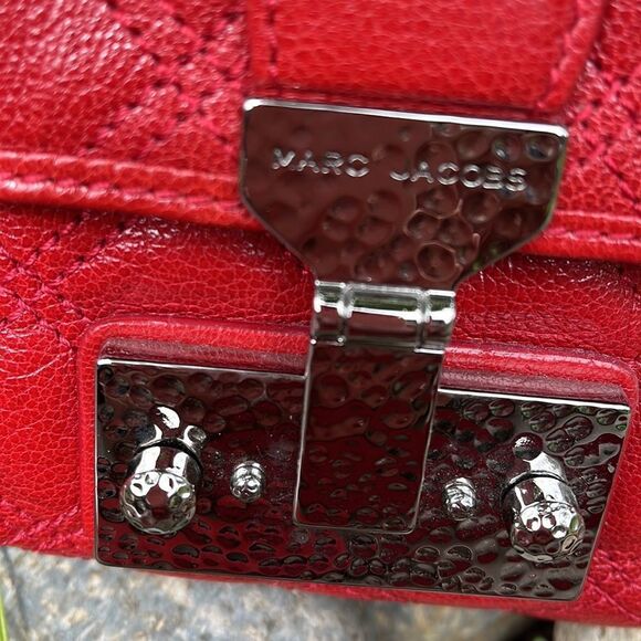 MARC JACOBS  THE LARGE SINGLE red purse . AUTHENTIC BNWT - Picture 2 of 11